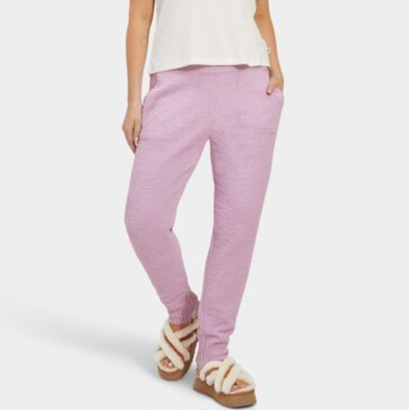 💜UGG Safiya Jogger💜 - Picture 1 of 7